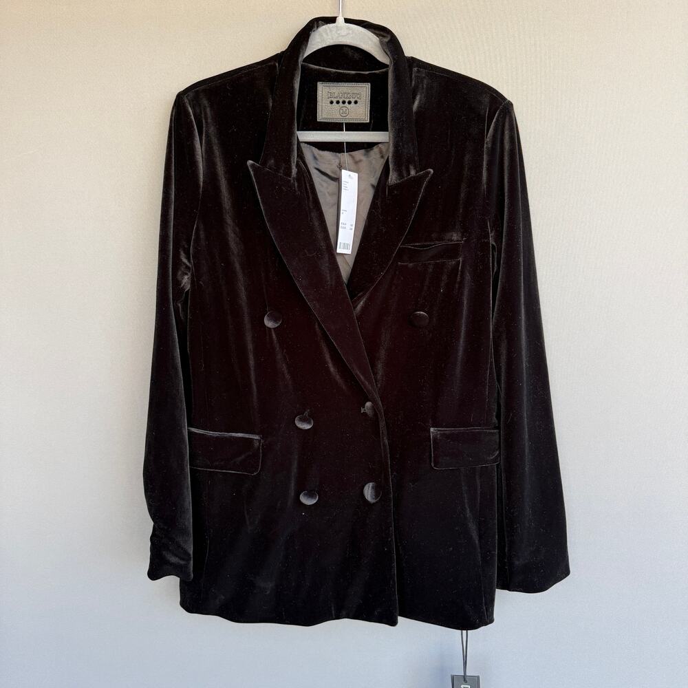 NWT Women’s Blank NYC Black velvet blazer - double breasted satin lined  size M